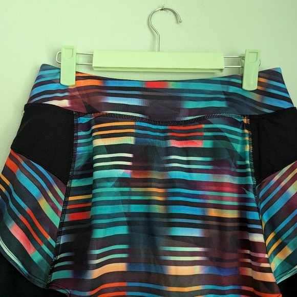 Athleta Laser Beam Bustle Skort Sm Secure Pocket Multicolor Athletic Skirt 163B - Picture 2 of 10